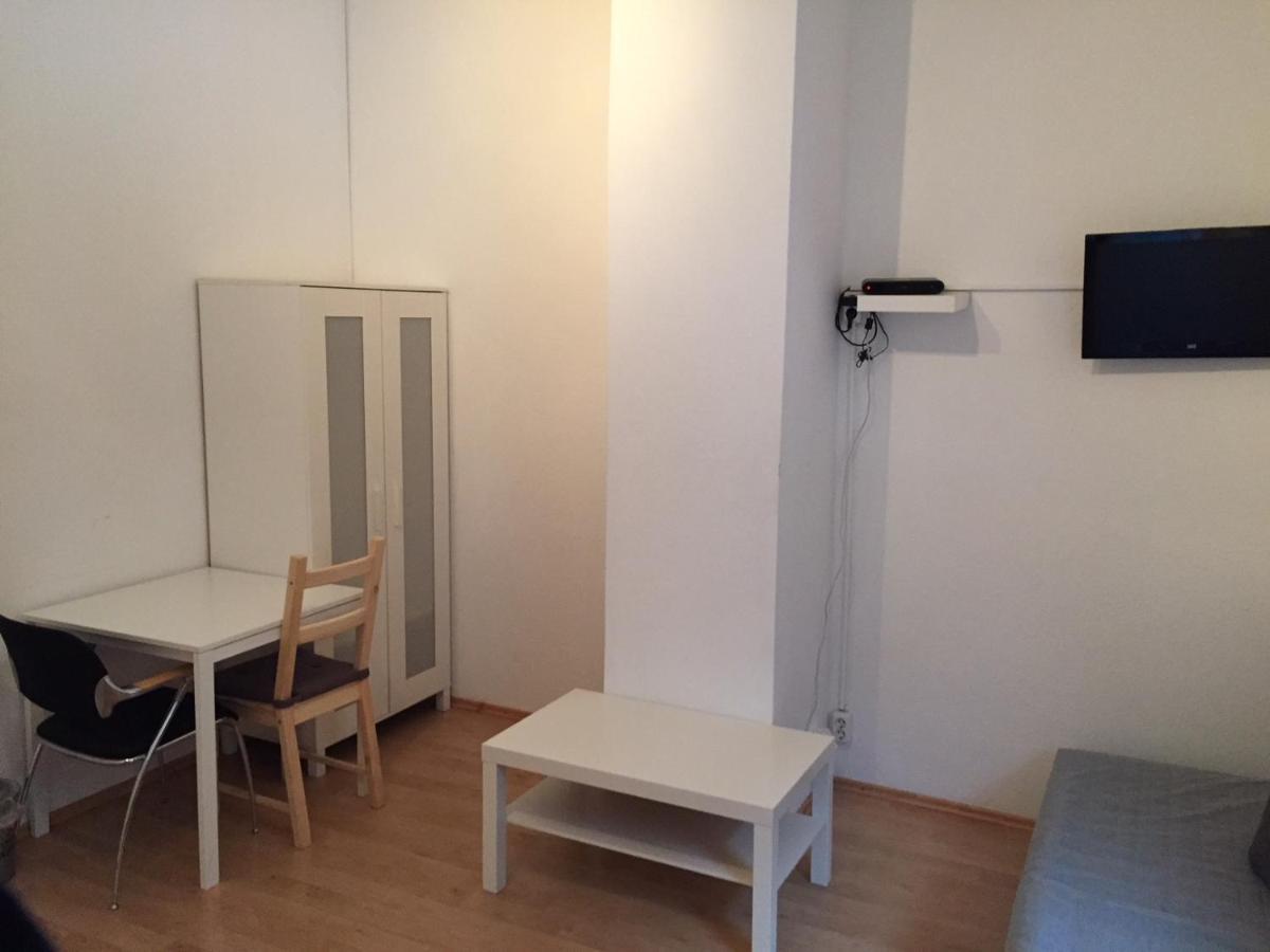 Hannover Sudstadt - Zimmer Und Apartment Buitenkant foto